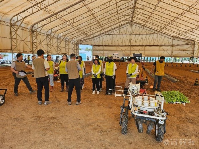 07의성군제공 여성농업인 농기계 챌린지2.jpg