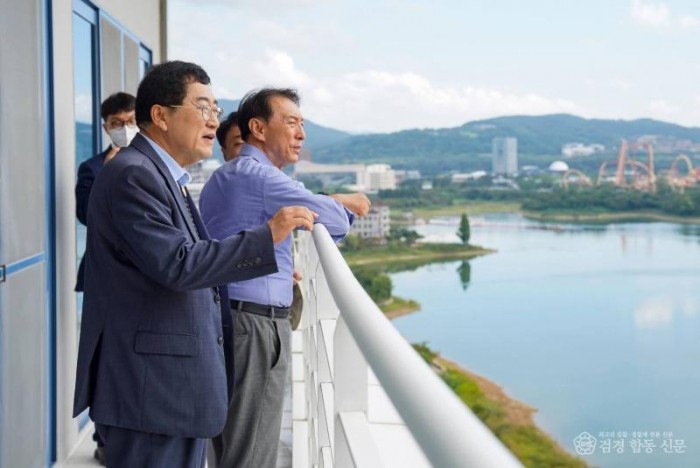 1-2. 김석기 외통위원장 주낙영 시장 APEC 막바지 점검_02.jpg