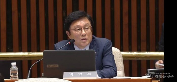 예결위 사진.jpg