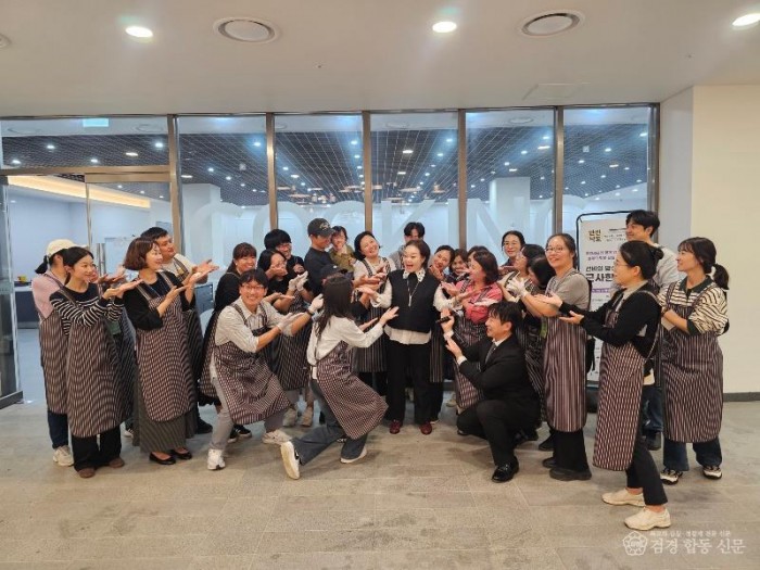 영주-6-4 이혜정과 참여자들 단체기념사진.jpg