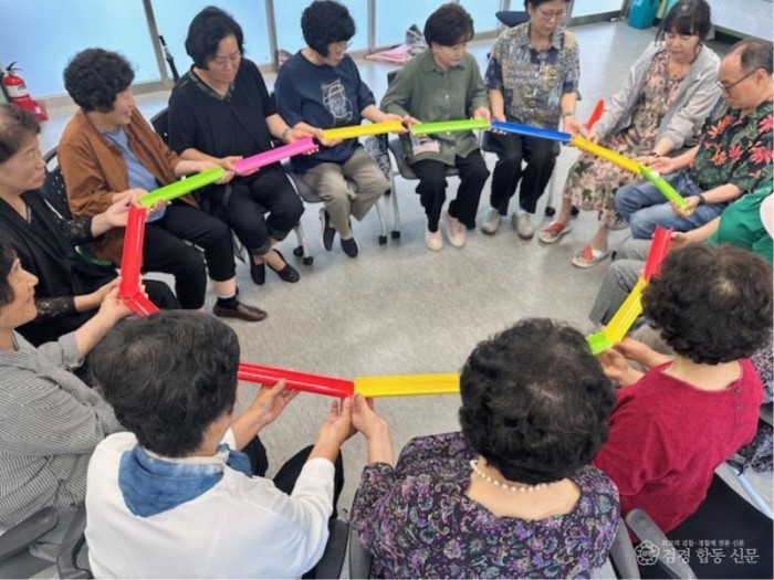 놀이활동가 교육.jpg