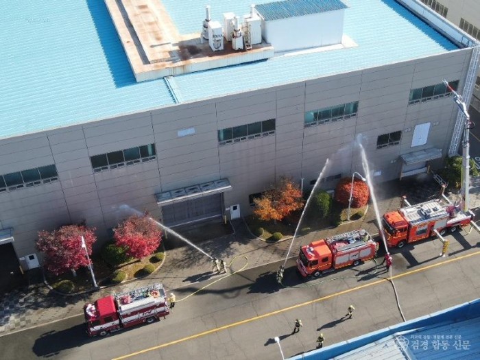 (보도용)-성산소방서, 현대위아 창원1공장과 민관 합동소방훈련(3).jpg