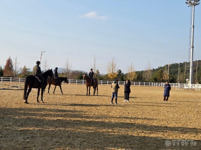 3. [상주시 국제승마장]말산업양성기관 승마클리닉2.jpg