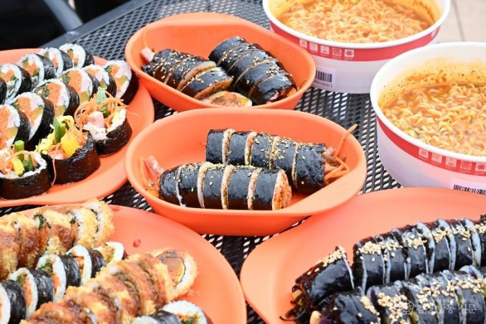 김천김밥축제, 대한민국 1등 축제로 평가받다-관광진흥과(사진2).jpg