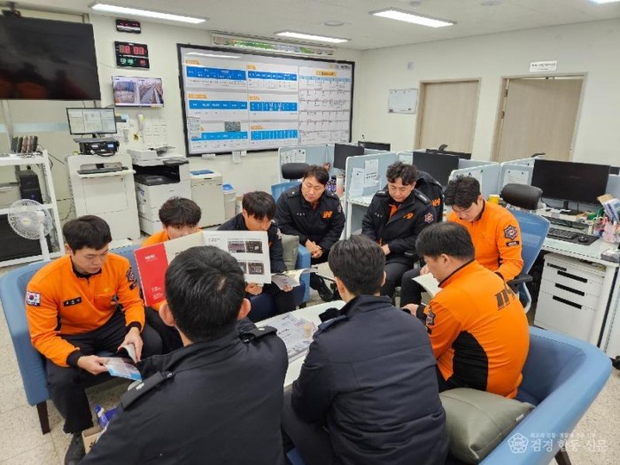 251217-3소방차량 안전사고 예방 특별교육 실시.jpg