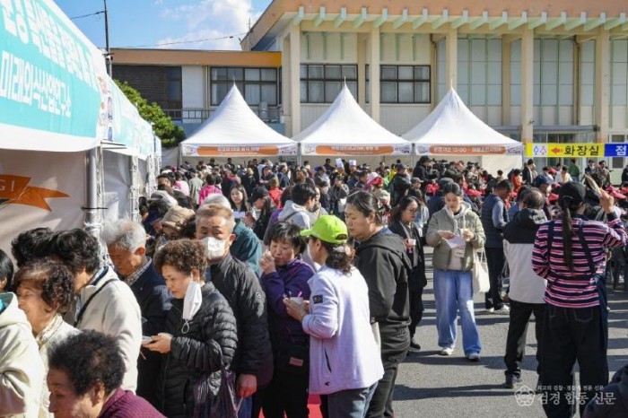 2-3. 푸드페스티벌 행사장.jpg