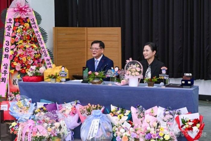 1-3. 김대식 부시장 퇴임식.jpg