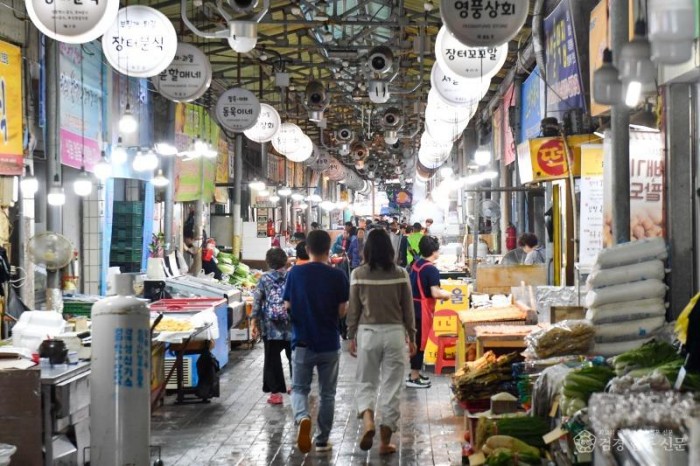 영주-1 영주시, 전통시장·상점가 활성화로 상권 회복 나선다(영주시 골목시장 모습).jpg