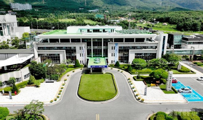 시청사 사진 (2).jpg