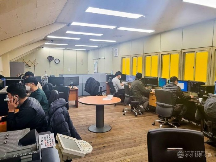 영주-4-2 영주시는 2월 28일까지 _주민숙원사업 합동설계반_을 운영한다(직원들이 합동설계사무실에서 근무하고 있는 모습).jpg