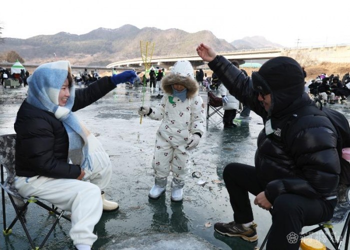 1-4. 사진(영양군, 제3회 영양 꽁꽁 겨울축제 연장 운영).jpg