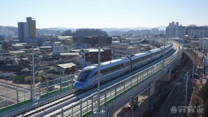 영주-3-2 (참고사진)영주시는 철도·고속도로· 국도 잇는 ‘동서축 교통망’ 본격화 한다.jpg