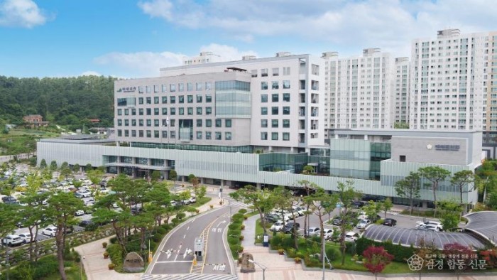 1.예산군청사 전경 (3).jpg