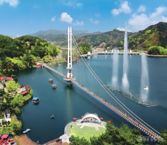 1.예당호 출렁다리 전경.jpg