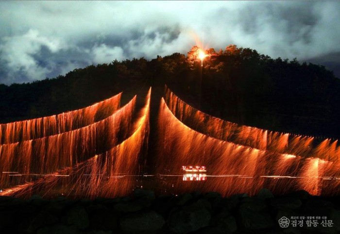 0210 안동시  2026년 ‘체류형 관광도시’ 전환 본격화 (2)-하회선유줄불놀이.jpg