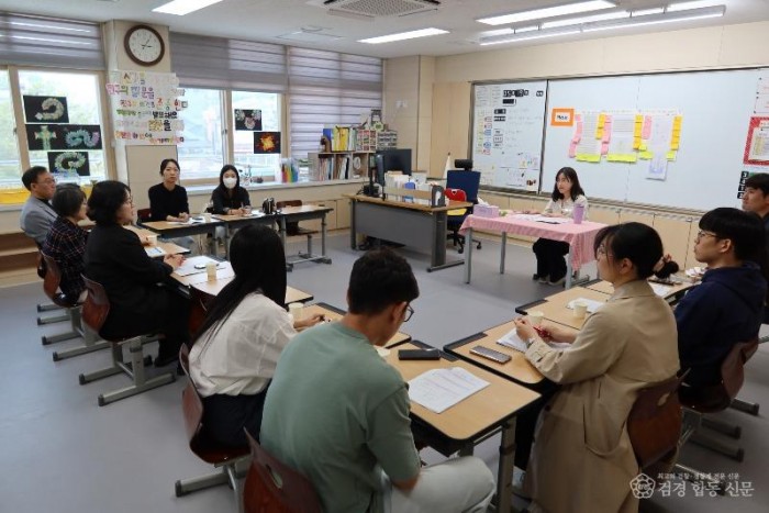 (추가1).경북교육청, 3월은 수업에 전념...교육과정은 2월에 함께 준비!(2026 초등학교 새 학년 교육계획 준비 주간 운영)(새학년준비주간 모습)_01.JPG