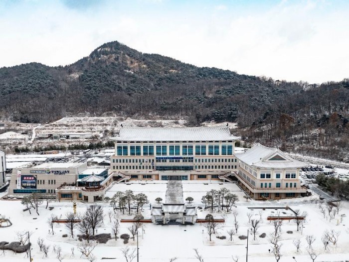 2.경북교육청, 2022 개정 교육과정 대비 과학실 교구 기준 개정 추진(현장 교원 중심 TF 구성, 미래 과학 교육환경 조성을 위한 기준안 마련)(전경사진)_02.jpg