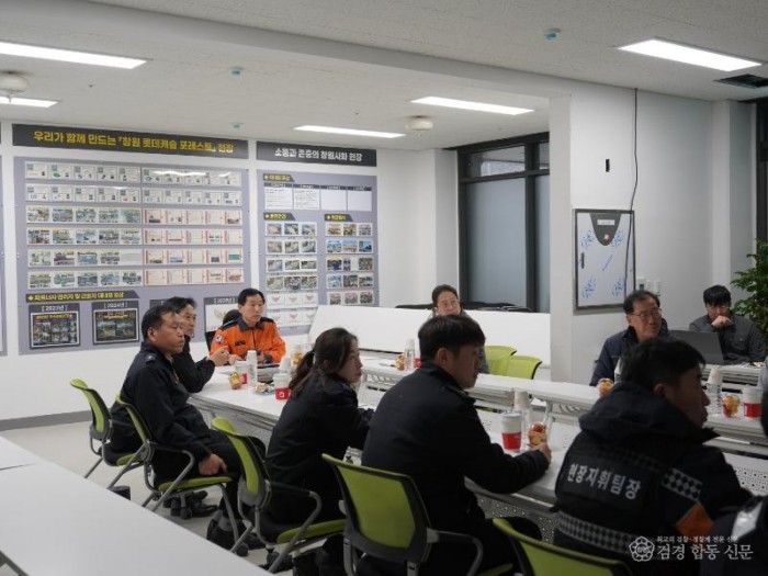 260225-3강종태 의창소방서장,대형 공사현장 화재예방 현장점검 실시 2.JPG