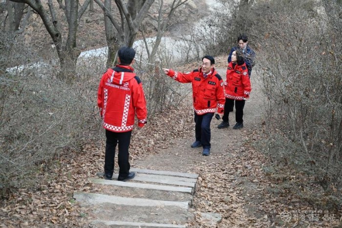 3일 (홍성군, 산불 취약지역 긴급 점검)3.jpg