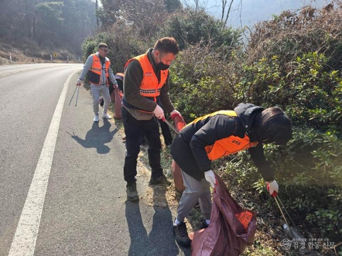 260311-6칠원의소대 봄맞이 정화활동.jpeg