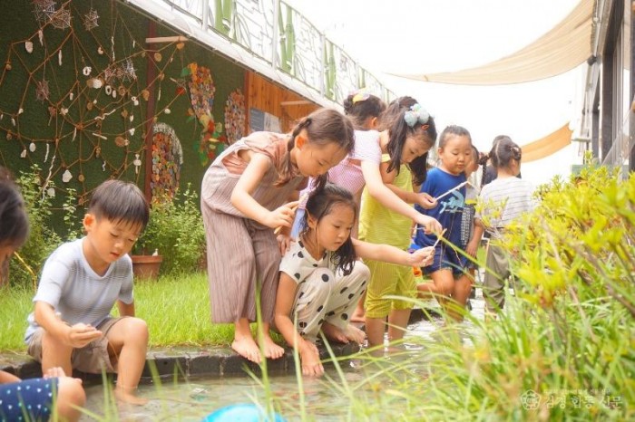 1.경북교육청, 경북형 유_초 이음교육 전면 확대(도내 공_사립유치원 506개 원 참여...유치원 중심 유_초 연계 교육 강화)_01.jpg