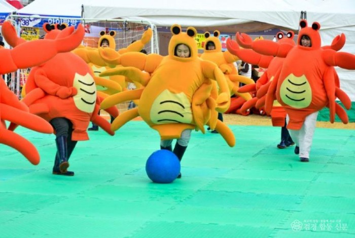 1-3_제29회 영덕대게축제 26일 개막, ‘잡는 재미 먹는 즐거움‘ 가득.jpg