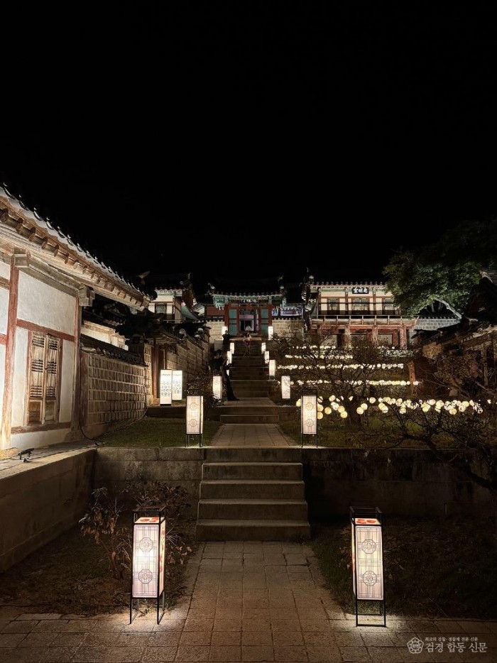 0318 도산서원  매화 만개한 봄밤 야간개장 (2).jpg