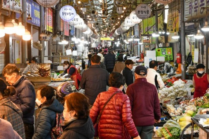 영주-1-2 (참고사진)영주시 전통시장 전경.jpg