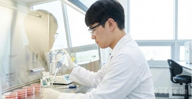 20년 임상 현장 전문가 사진.JPG