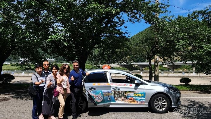 1. 울진군,‘여행가는 달’맞이 관광 프로모션 추진(관광택시)1.jpg