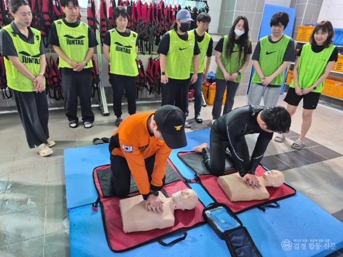 260406-3-119구조대원 수난구조훈련 실시.jpg