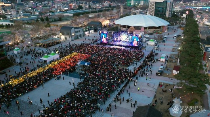 0403 안동 벚꽃축제, 이틀째 ‘인산인해’ (1).jpg