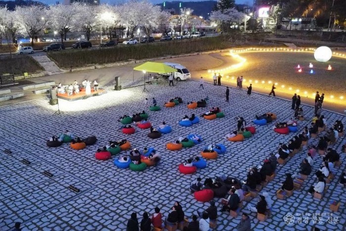 (예천군)벚꽃 아래 울려 퍼진 국악의 선율 개심사지 벚꽃 버스킹 성황리 마무리(1).jpg