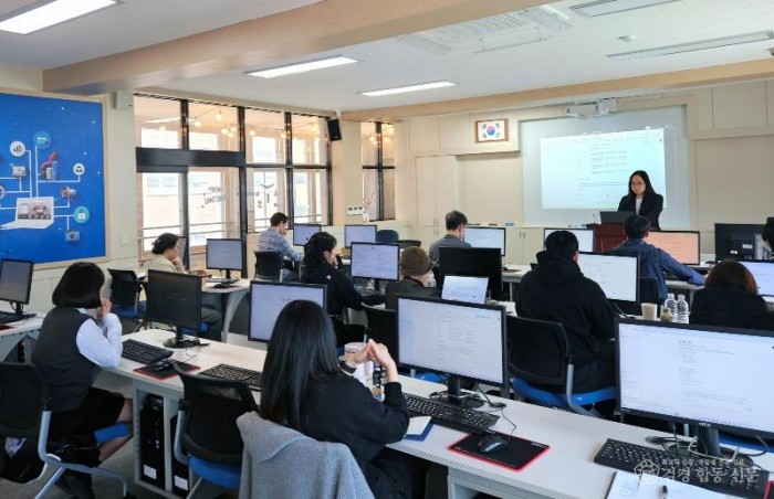 2-1_기업의 현장 경험과 학생의 디지털 DNA가 만나다.jpg