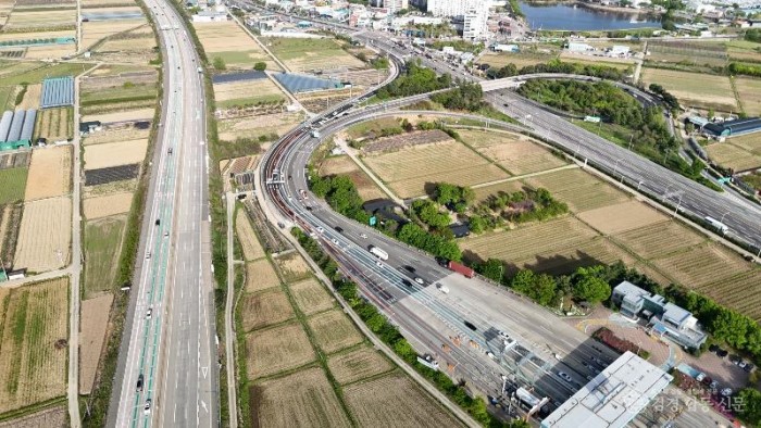 경산시 - 경산나들목 차로 증설구간 개통2.JPG