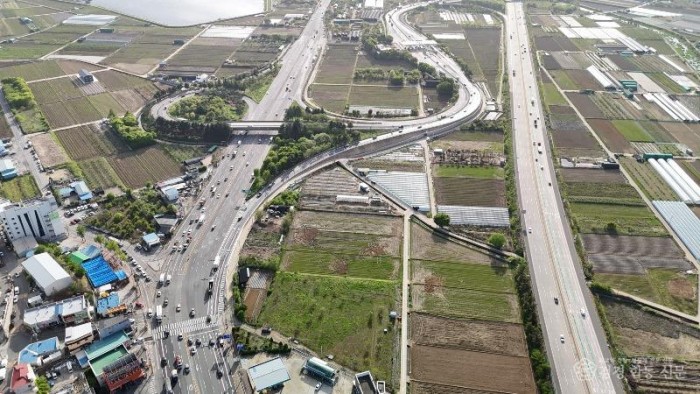 경산시 - 경산나들목 차로 증설구간 개통3.JPG