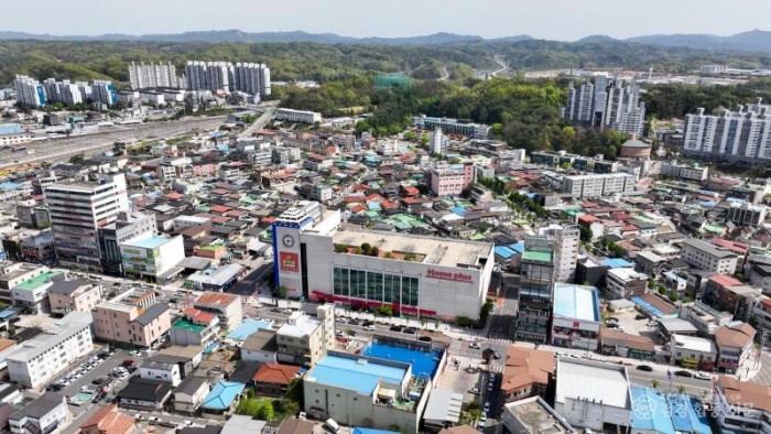 영주-3-2 영주시, 휴천2동 노후주거지 정비 ‘자율주택정비사업’ 본격 지원(뉴빌리지 대상지 드론전경).jpg