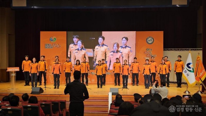 260427-2합창단 공연사진2.JPG