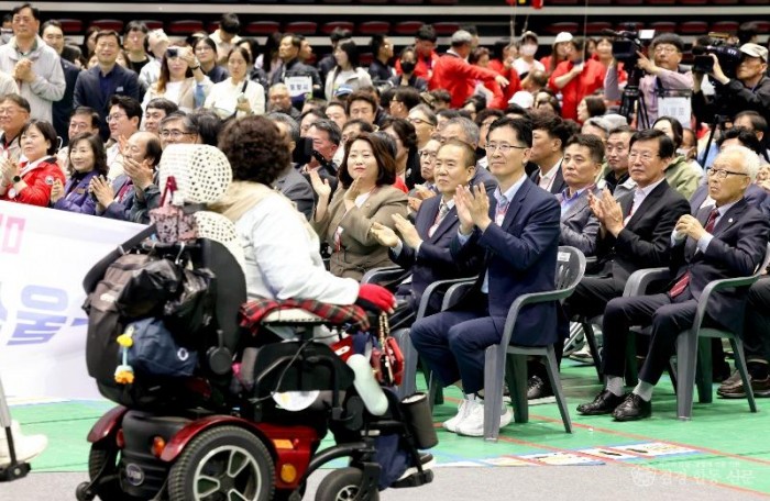①제28회_경상북도장애인체육대회_개회식1(선수단입장).JPG
