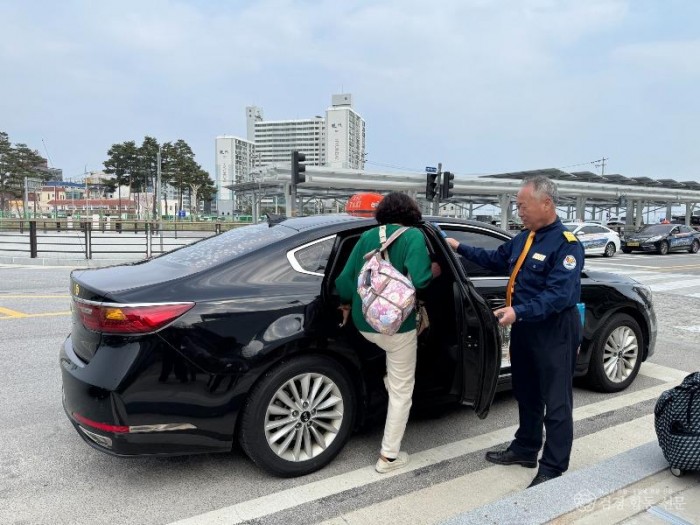 1. 가정의 달 맞이 관광 이벤트 운영(관광택시 탑승).jpeg
