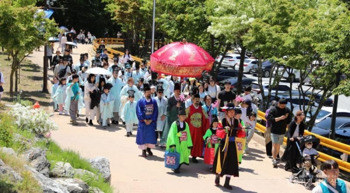 영주-3-1 2026 어린이선비축제_방방례(유가행렬).JPG