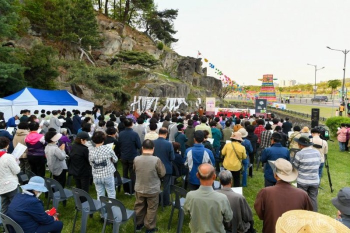 영주-1-1 (참고사진)지난해 영주시 부처님 오신날 봉축법요식 및 천도재를 봉행 모습.jpg