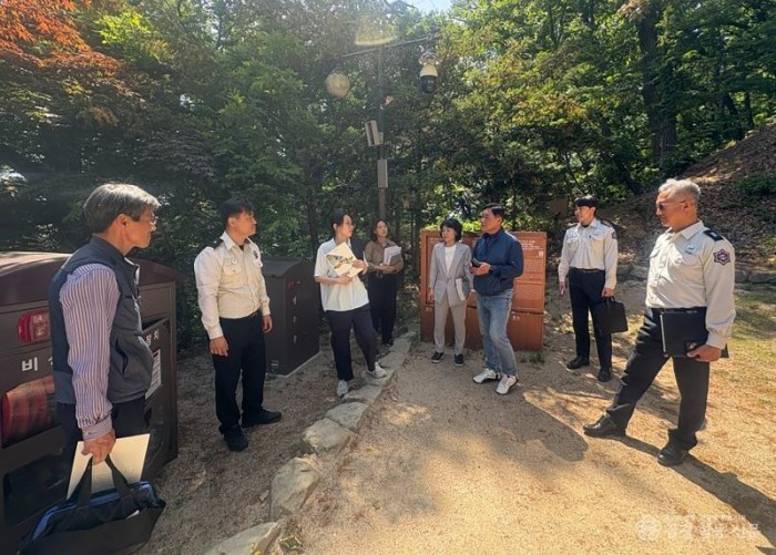 영주-1-2 이번 점검은 국가유산청과 소방서,전기안전공사 등 유관기관 관계자들이 참여해 집중 점검했다.jpg