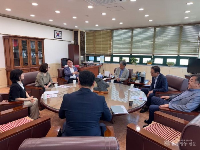 경산시 - 경산시, 지방선거 앞두고 생활밀착형 투표참여 홍보 강화(경산산업단지관리공단 방문 간담회(5.18.).jpeg