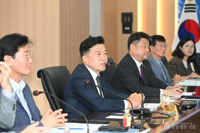 최재구 군수 부재 중 주요현안 업무보고회 모습 (2).JPG