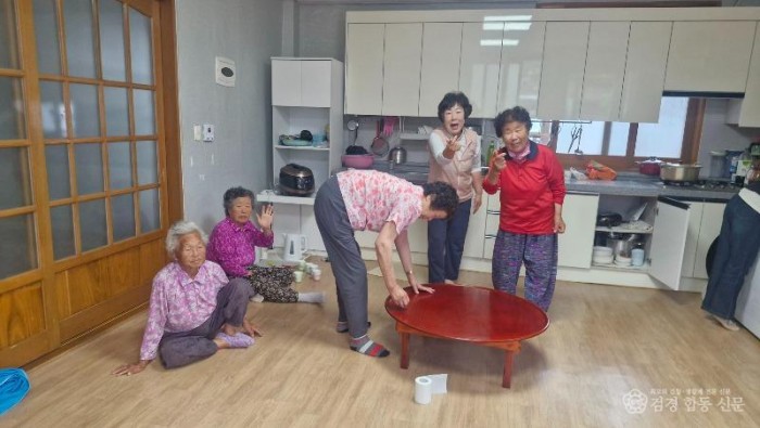 성주군사진(수륜면 수륜리 윤동마을회관 찾아가는 이동 빨래방 효자 봉사활동 펼쳐)-1.jpg