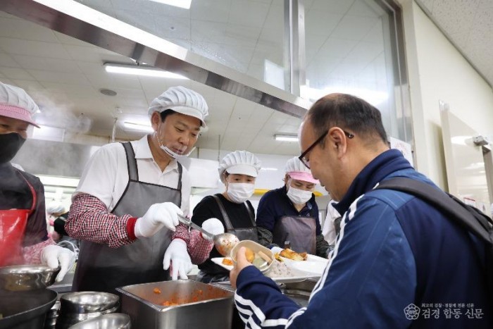 3박용선 포항시장 당선인  복지에서 경제까지 민생 현장 광폭 행보.jpg