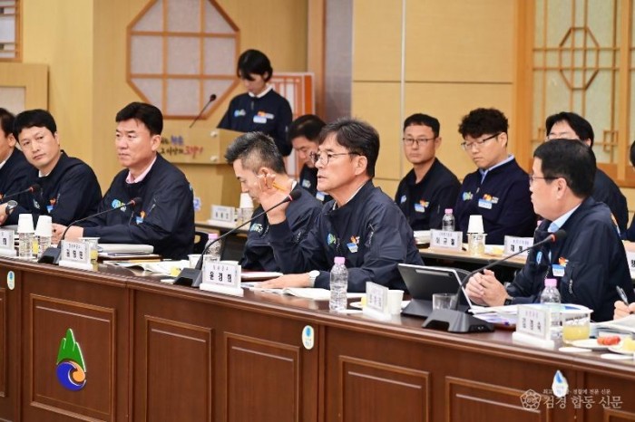 260713보도자료(청송군, 박형수 국회의원과 ‘2027년도 국비예산정책협의회’ 개최) (2).jpg