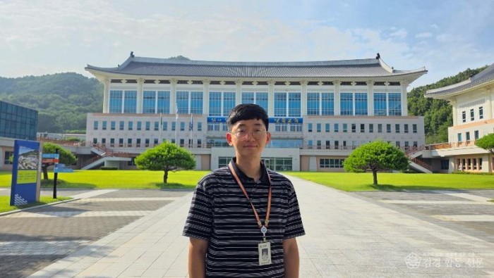 1.경북교육청, 시도교육청 최초 적극행정 유공포상 ‘대통령표창’ 수상(경북교육이 대한민국 적극행정의 표준이 되다)(김철우 주무관)_01.jpg