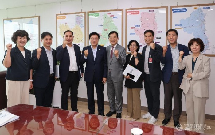 01의성군제공 의성군 지역 현안사업 국비 확보 위해 국회 방문1.jpeg
